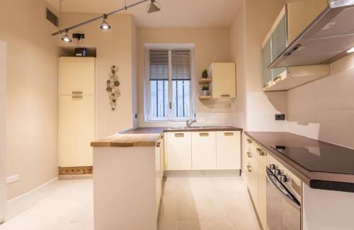 Zona Farini Apartment | SP15 -Isola- Super Large Apartment