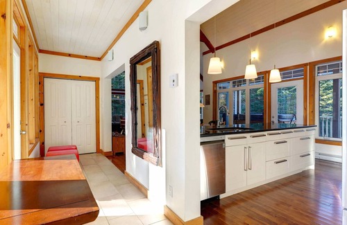 Saint-Didace House | Spa and Lakeside - La Luz del Dia