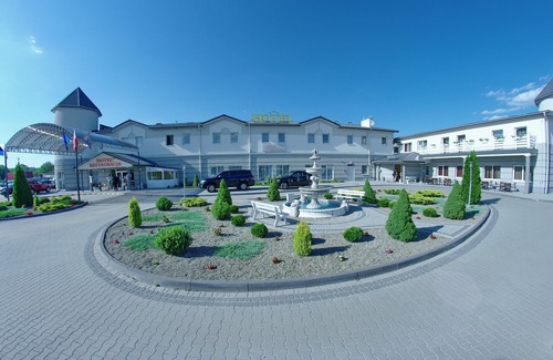Przemysl Hotel | Spa Hotel Gloria