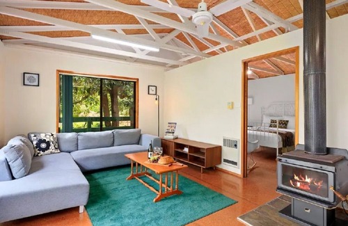 Warburton House | Spa Retreat With Amazing Views