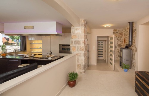 Dol Villa | Spa Villa Jasmine with Heated Pool