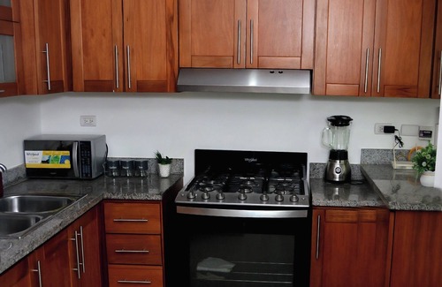 Llanos de Gurabo I Apartment | Spacious 3-bedroom and 2 bathroom with WiFi, fitness room, pool area santiagoRD