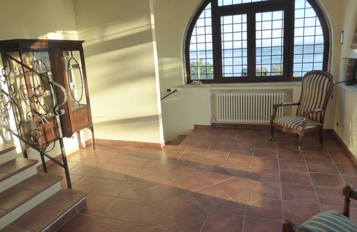 Stimigliano Villa | Space, luxury & peace, 360 views, 32 acres, pool. 1 hr N Rome. Inclusive prices