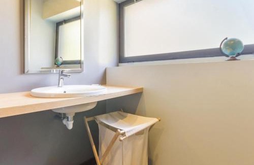 Saint-Brevin-les-Pins House | Spacieux écogîte en pierre avec jardin clos, proche de l'océan et des plages, tout confort - FR-1-306-1032
