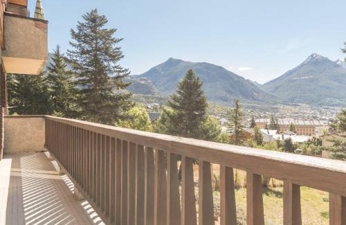 Briancon Apartment | Spacieux Appartement 4 Pièces avec Parking à Briançon - 8 Personnes - FR-1-330C-55