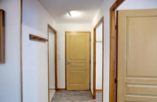 Les Bruyeres Apartment | Spacieux Appartement 3 Pièces, 2 Chambres, 2 Salles de Bain, Exposition Ouest - Les Menuires - FR-1-178-347
