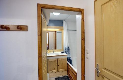 Les Bruyeres Apartment | Spacieux Appartement 3 Pièces, 2 Chambres, 2 Salles de Bain, Exposition Ouest - Les Menuires - FR-1-178-347