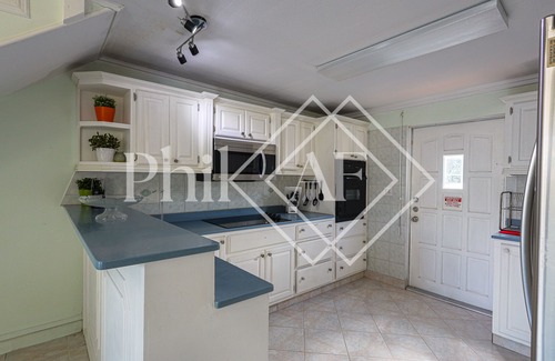 Grand Case Apartment | Spacieux Duplex at Gd Case