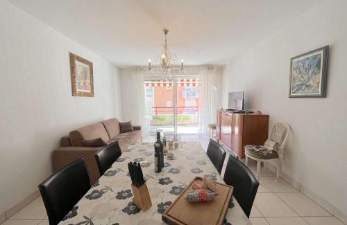 Saint-Raphael Apartment | Spacieux T2 avec grande terrasse à Saint-Raphaël, proche mer et gare, garage inclus - FR-1-226A-102
