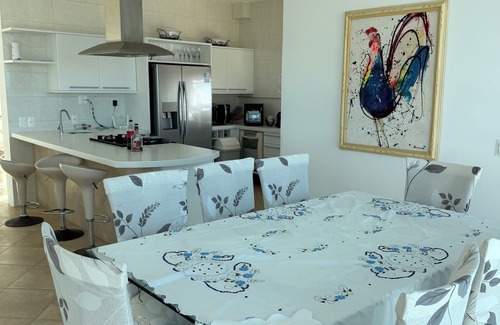 Porto das Dunas Villa | Spacious villa/ocean view with 8 bedrooms and AC, WiFi in lovely Porto das Dunas