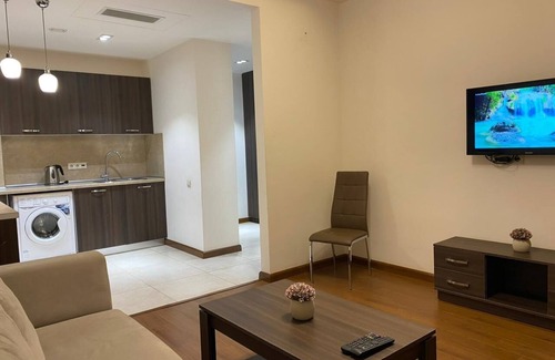 Kentron Apartment | Spacious 1-Bedroom Apartment in the Center