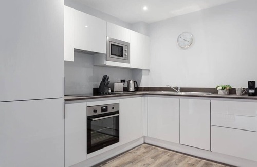 Bordesley Apartment | Spacious 1 Bedroom Flat in the Heart of Birmingham