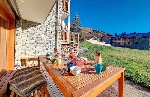 Le Bettaix Ski Chalet | Spacious 10-Person Ski-In Chalet with Fireplace, Terrace & Game Room