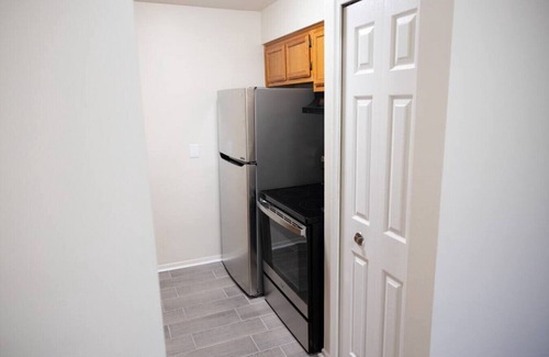 Dearborn Apartment | Spacious 1bd apt in DT Dearborn