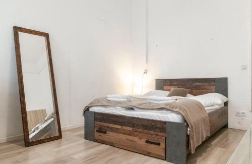 Wieden Apartment | Spacious 1BR Apt, WIFI & TV, with a Great Location