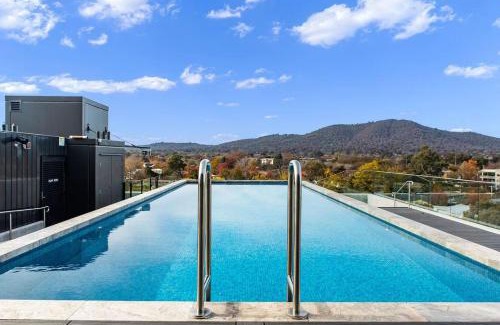 Dickson Apartment | Spacious 2 Bed Room Split Level Apartment