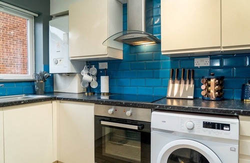 Wealdstone Apartment | Spacious 2 Bedroom Home in Harrow | Free Parking