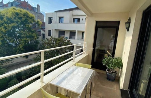 Saint-Maurice Apartment | Spacious 2-bedroom apartment