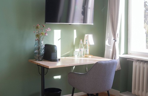 Wilmersdorf Apartment | Spacious 2-Bedroom Apartment in West Berlin, Sleeps 6, Family & Group Friendly