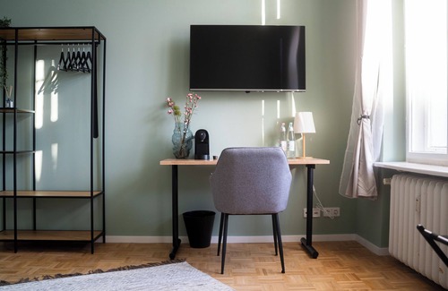 Wilmersdorf Apartment | Spacious 2-Bedroom Apartment in West Berlin, Sleeps 6, Family & Group Friendly