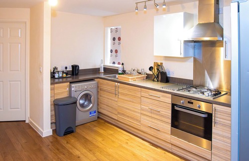 Burton Latimer Apartment | Spacious 2 Bedroom Flat - Kettering
