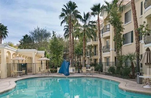 Las Vegas Villa | Spacious 2 Bedroom Luxury Suite
