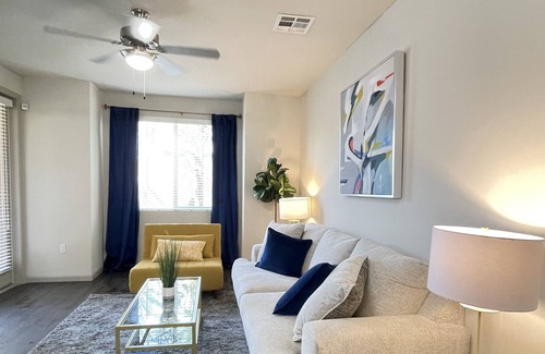 Camarillo Apartment | Spacious 2 bedroom on ground floor at Downtown Camarillo