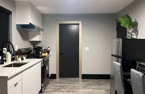 Burnaby House | Spacious 2-Bedroom Retreat in Burnaby
