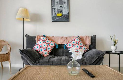 Mascot Apartment | Spacious 2 beds Apt near Airport