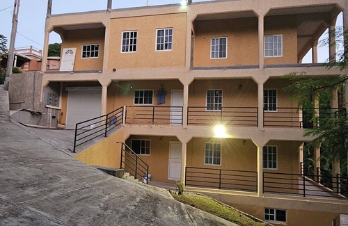 St. George's Apartment | Spacious 2-Bedroom Apartment (1080 sqft) Fully Furnished, Quiet & Green Retreat