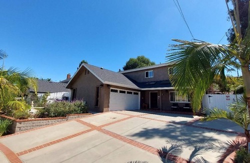 Rancho Palos Verdes House | Spacious 2 bedroom 2 bath home with pool and Jacuzzi