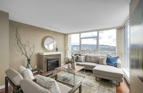 Burnaby Apartment | Spacious 2Bed/2Bath near Brentwood