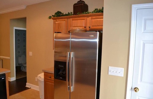 North Myrtle Beach House | Spacious 3 Bedroom Townhome in Barefoot Landing