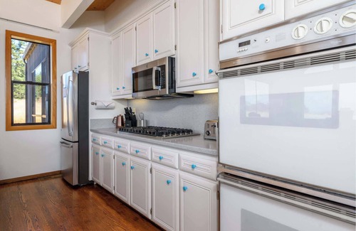 Sea Ranch House | Spacious 3 BD for 6 + Ocean View