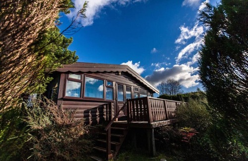 Bronaber Cabin | Spacious 3 Bed Log Cabin in Snowdonia
