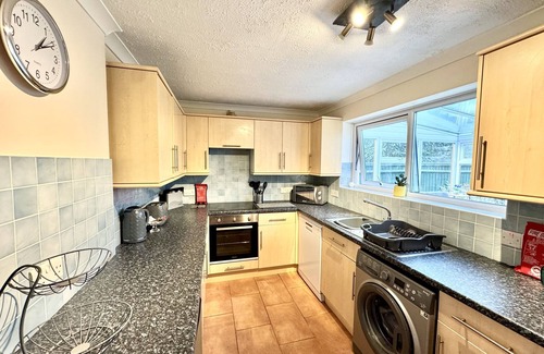 Kidlington House | Spacious 3 bed house, close to city centre