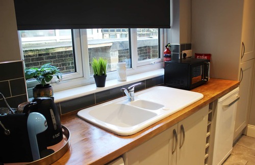 Lowestoft House | Spacious 3 bedroom house close to the beach