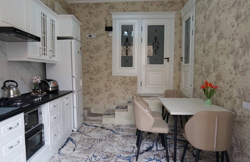 Samarkand House | Spacious 3-bedroom house near Registan – Sleeps 5, with WiFi and AC in Samarkand