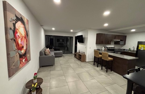 San Salvador Apartment | Spacious 3-bedroom apartment with fabulous View in San Salvador