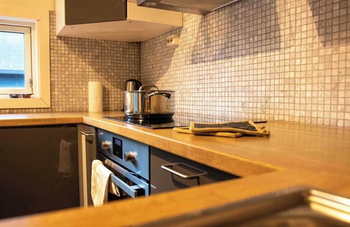 Tromso Apartment | Spacious 3 bedroom with view