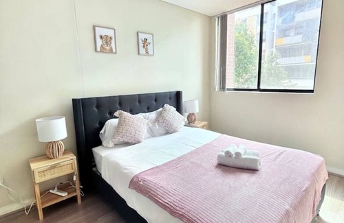 Ryde Apartment | Spacious 3 bedrooms apartment in Ryde-New