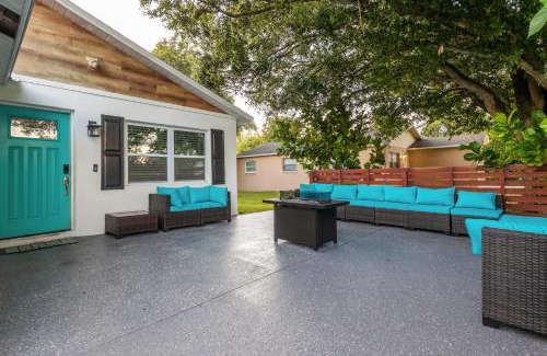 Largo House | Spacious 3-BR Home with Patio, Firepit & BBQ!