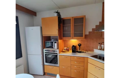 Vantaa Apartment | Spacious 3-room stay near Airport