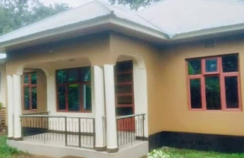 Kilimanjaro Region House | Spacious 3-Bedroom Home
