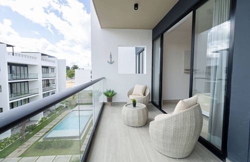 Los Melones Apartment | Spacious 3BD Penthouse Private Rooftop Sea Breeze