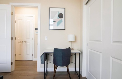 Barron Park House | Spacious 3BR Apartment Near Caltrain & Stanford