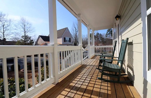 Lackey Condo | Spacious 3BR Cottage - Family Friendly Resort - Close to Theme Parks