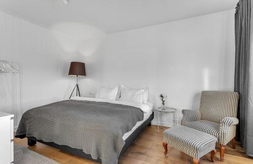 Downtown Apartment | Spacious 3BR Location free park