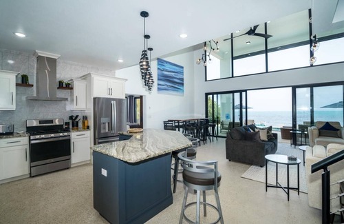 Placencia Villa | Spacious 4-Bed Villa in Placencia Village w/Pool!