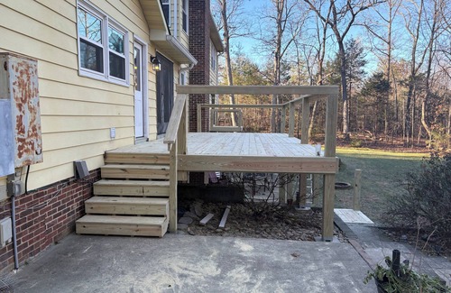 Paw Creek House | Spacious 4-bedroom house with huge outdoor space in Charlotte